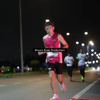 Runner Photo 7625556