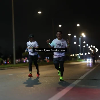 Runner Photo 7625561