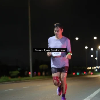 Runner Photo 7625564
