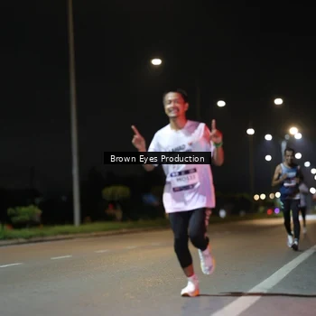 Runner Photo 7625570