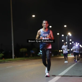 Runner Photo 7625571