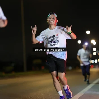 Runner Photo 7625575