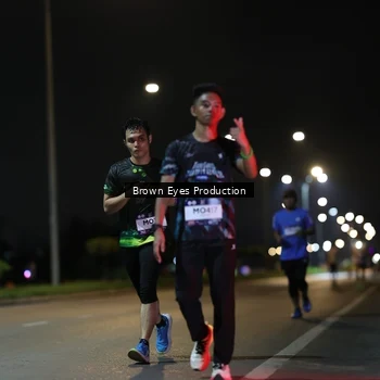 Runner Photo 7625578