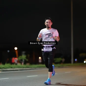 Runner Photo 7625583