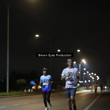 Runner Photo 7625594