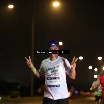 Runner Photo 7625621