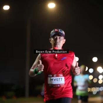 Runner Photo 7625624