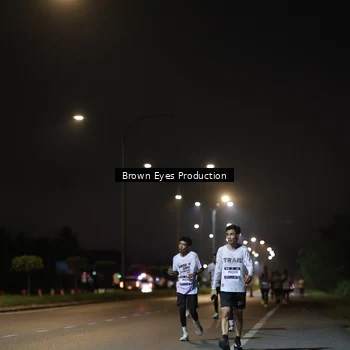 Runner Photo 7625626