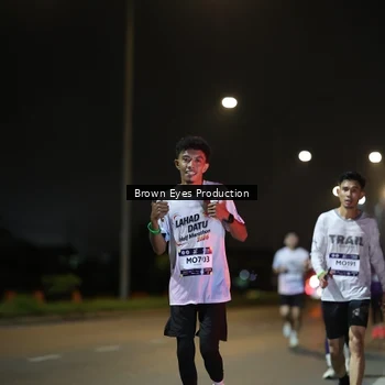 Runner Photo 7625628