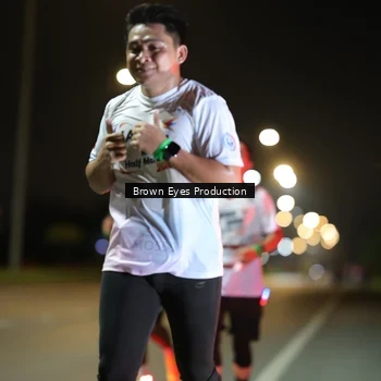 Runner Photo 7625657