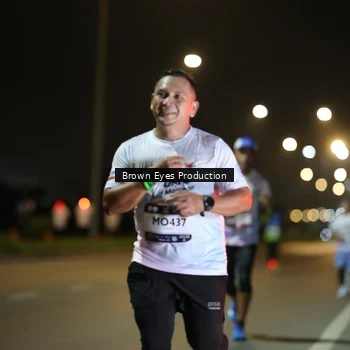 Runner Photo 7625664