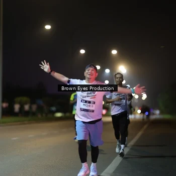 Runner Photo 7625666