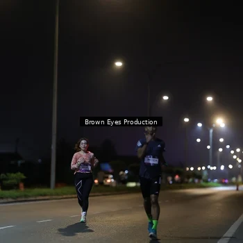 Runner Photo 7625674