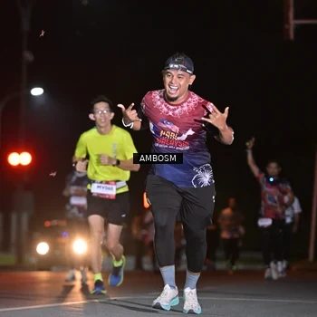 Runner Photo 7625675