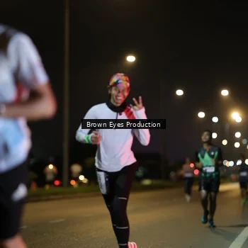 Runner Photo 7625677