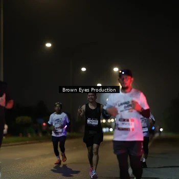Runner Photo 7625680