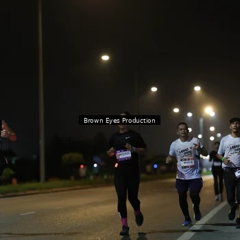 Runner Photo 7625697