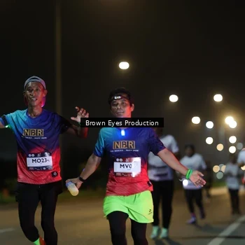 Runner Photo 7625698