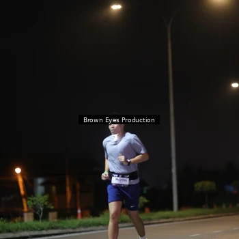 Runner Photo 7625708