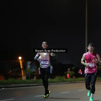 Runner Photo 7625714