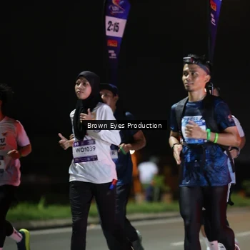 Runner Photo 7625716