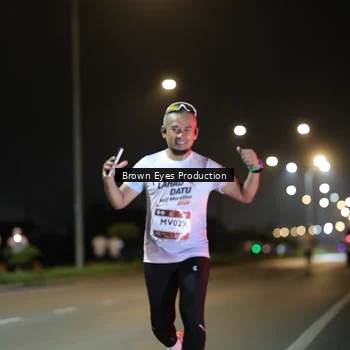 Runner Photo 7625724
