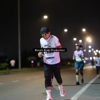 Runner Photo 7625726