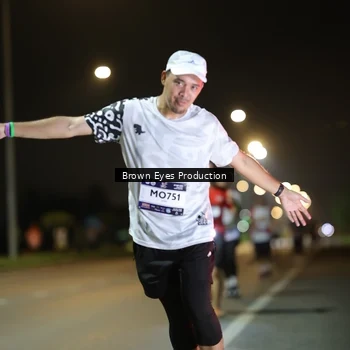 Runner Photo 7625731