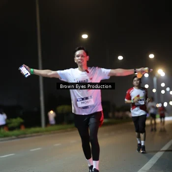 Runner Photo 7625733