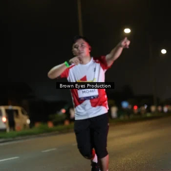 Runner Photo 7625735