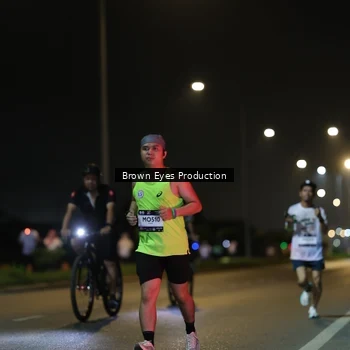 Runner Photo 7625761