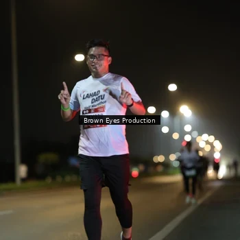 Runner Photo 7625765