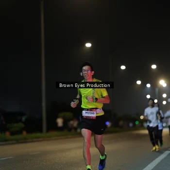 Runner Photo 7625766