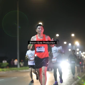 Runner Photo 7625778