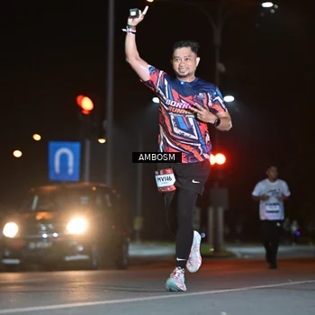 Runner Photo 7625788