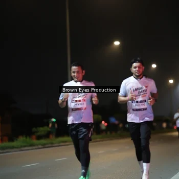 Runner Photo 7625800