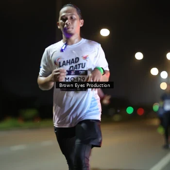 Runner Photo 7625805