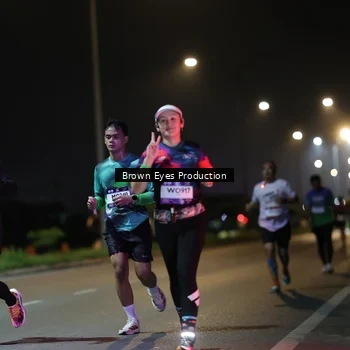 Runner Photo 7625811
