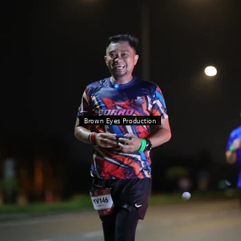 Runner Photo 7625813