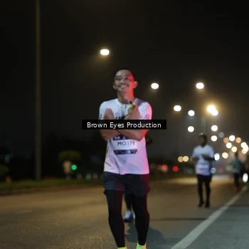 Runner Photo 7625815