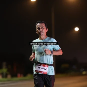 Runner Photo 7625816