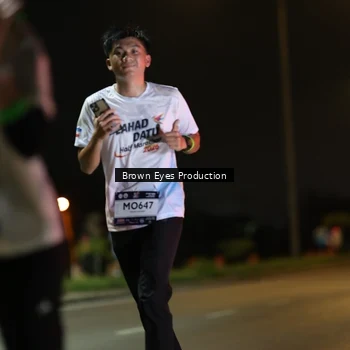 Runner Photo 7625821