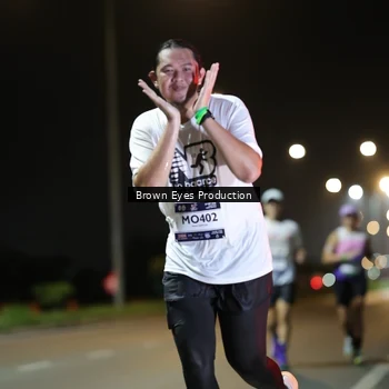 Runner Photo 7625844