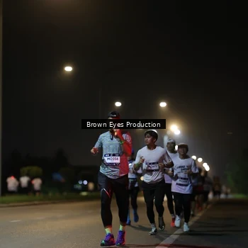 Runner Photo 7625859