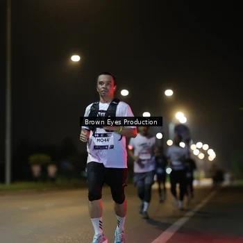 Runner Photo 7625864