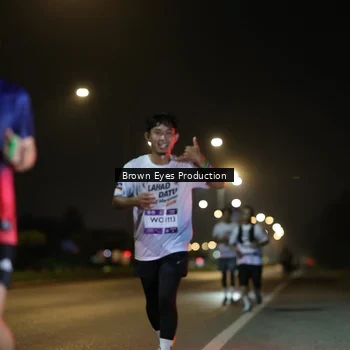 Runner Photo 7625865