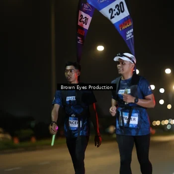 Runner Photo 7625868
