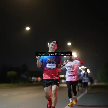Runner Photo 7625875