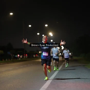 Runner Photo 7625887