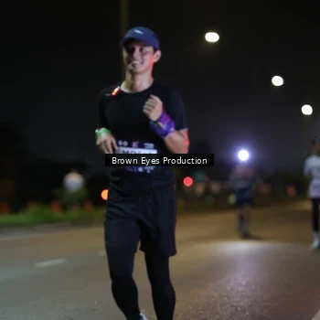 Runner Photo 7625896